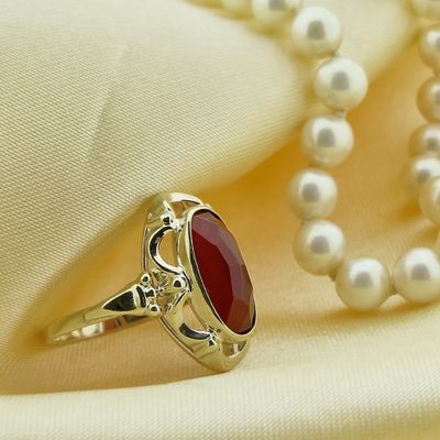 Image 2 of Gold ring with carnelian | Vintage