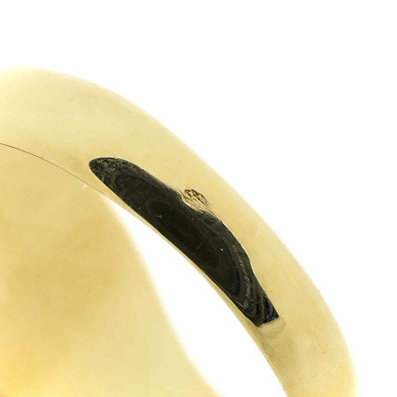 Image 6 of Gold signet ring with onyx.