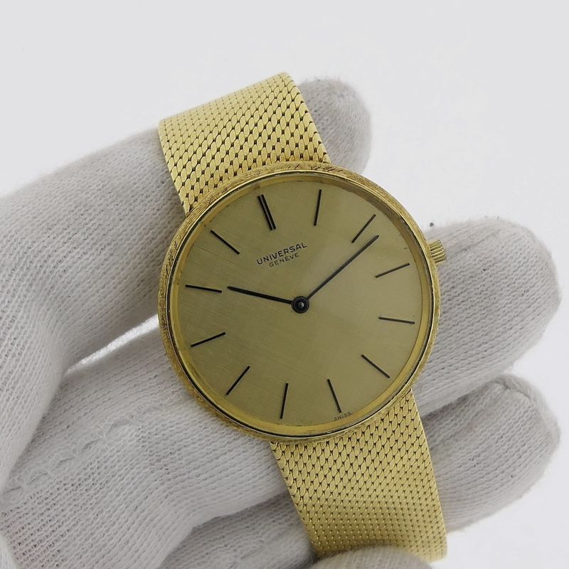 Image 15 of Universal Geneva; Vintage 18k gold men's watch