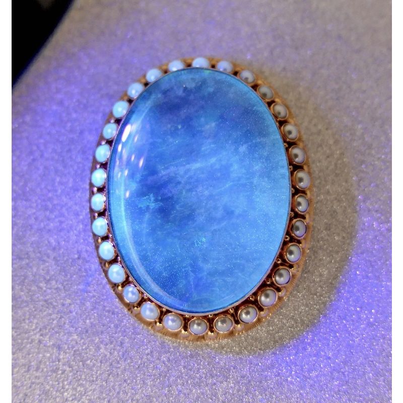 Image 23 of Victorian Gold Brooch/Pendant with Honduras Opal and Pearls