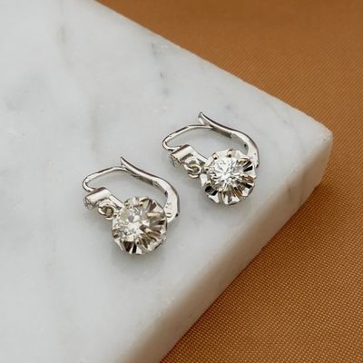 White gold earrings with diamond; 1.00 ct. Image 2 of White gold earrings with diamond; 1.00 ct.