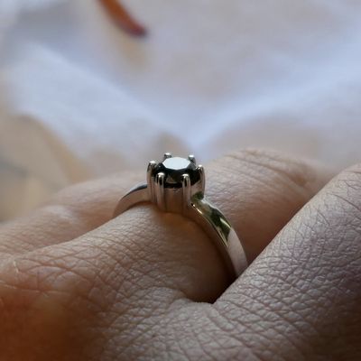 Image 2 of White gold solitaire ring with a black diamond | 0.75 ct. (price adjusted, incl. alteration costs)
