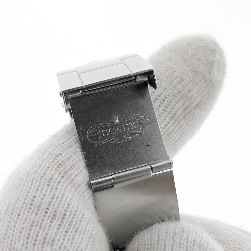 Image 18 of Rolex Submariner No-Date 14060M; Automatic men's diving watch