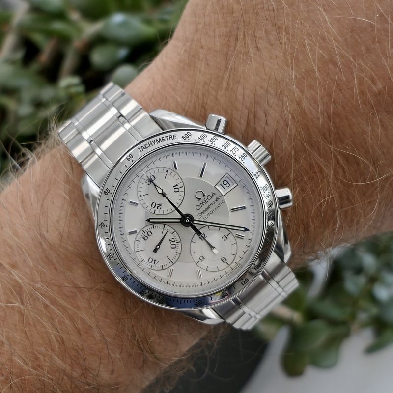 Image 15 of Omega Speedmaster Date; Automatic chronograph men's watch