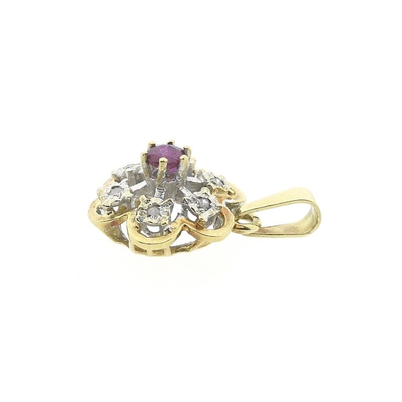 Image 10 of Two-tone gold flower pendant with ruby ​​and diamond | 0.06 ct.