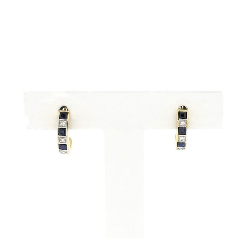 Image 3 of Gold stud earrings with sapphire and diamond | 0.03 ct.
