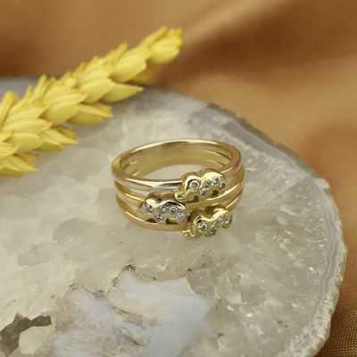 Image 2 of Tricolor gold ring with diamonds; 0.15 ct.