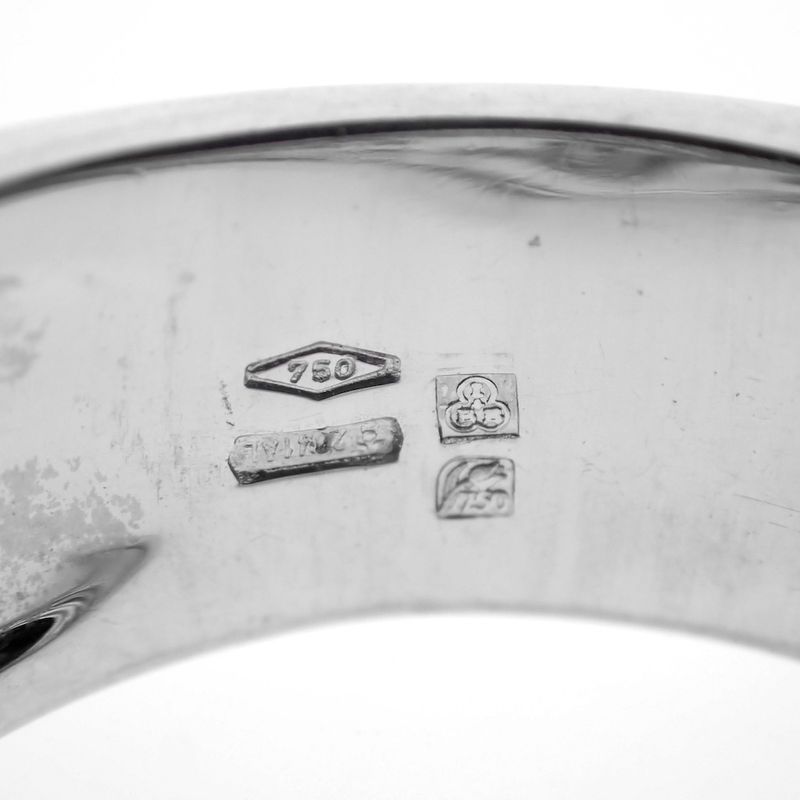 Image 9 of Leo Pizzo white gold ring with white and black diamonds; 0.84 ct.