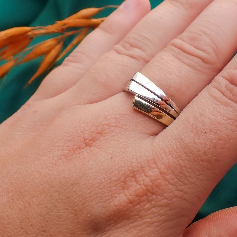 Image 4 of Two-tone gold fantasy ring