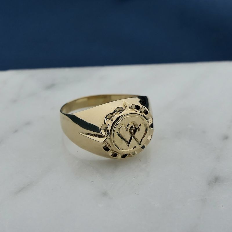 Image 6 of Gold men's pinky ring with heart engraving