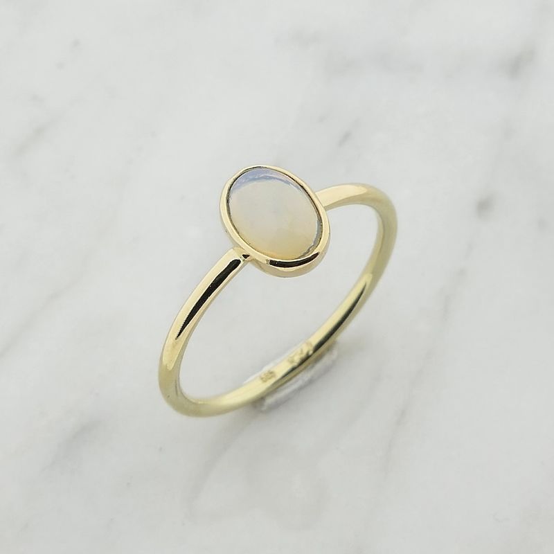 Image 1 of Gold ring with precious opal