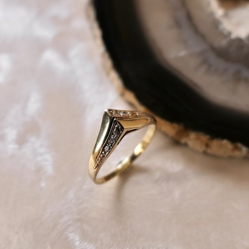 Image 2 of Gold V-shaped ring with diamond | 0.01 ct.