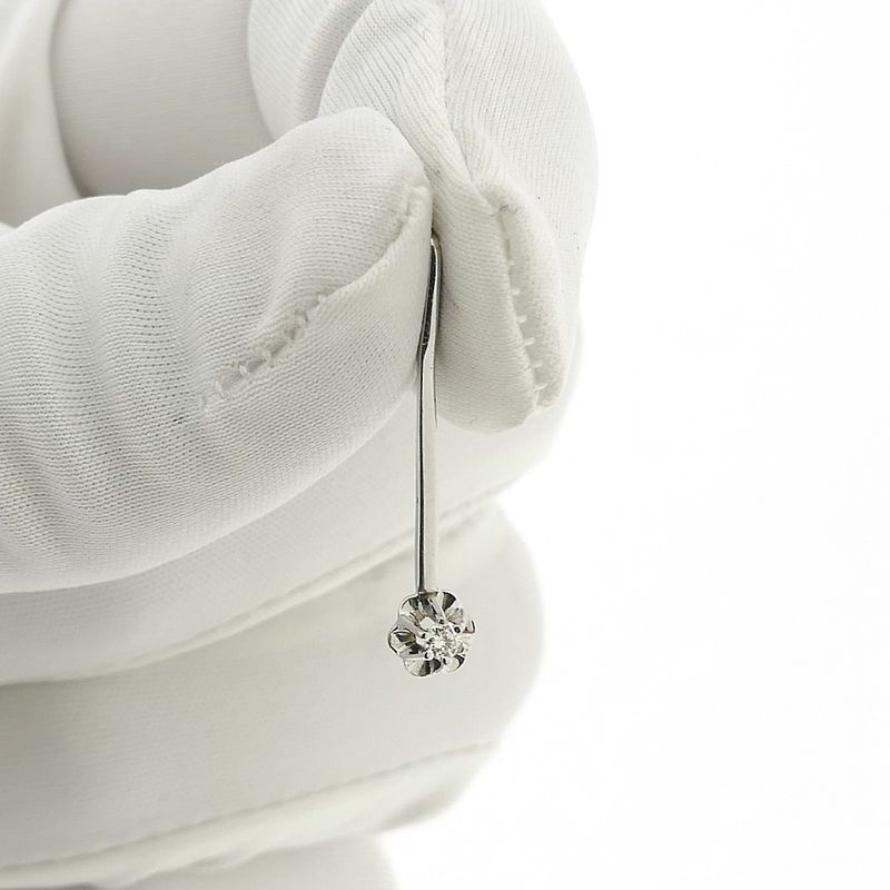 Image 11 of White gold pendant with diamond | 0.04 ct.