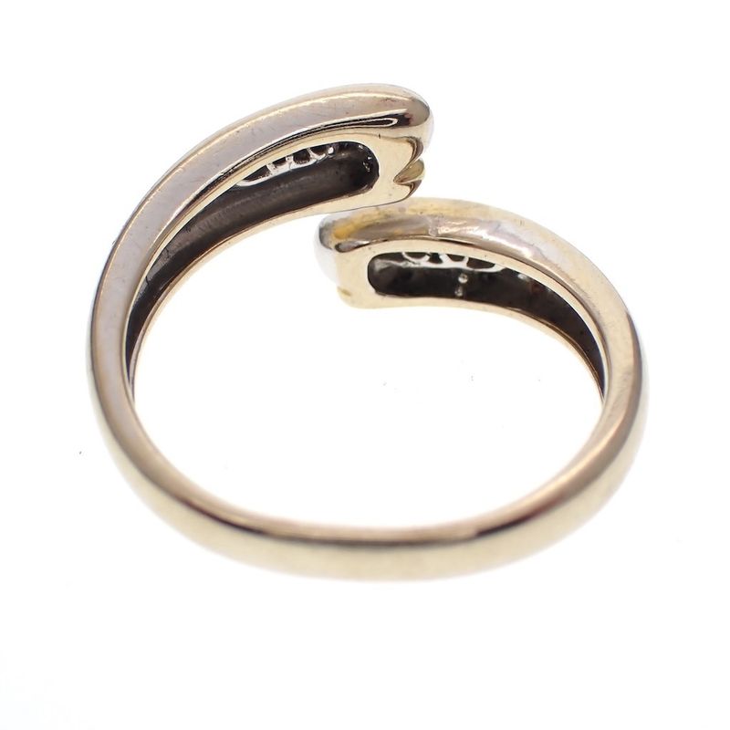 Image 1 of Two-tone gold ring with diamonds; 0.12 ct.