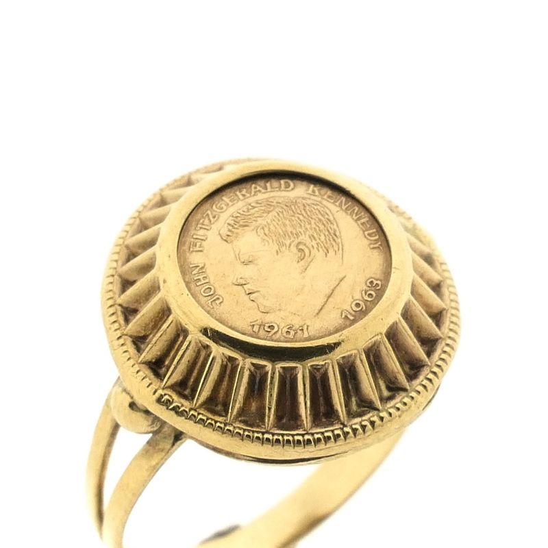 Image 3 of 8 carat ring with commemorative coin | John. F Kennedy