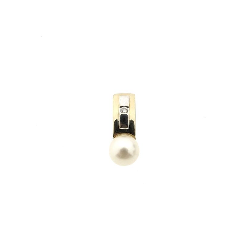 Image 1 of Gold pendant with pearl and diamond | 0.01 ct.