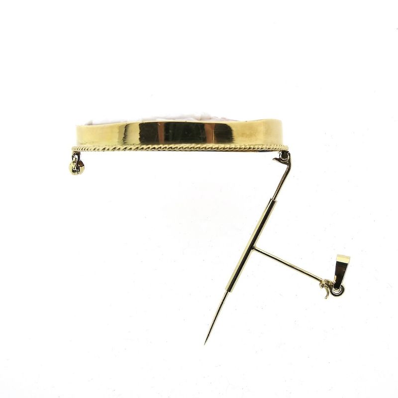 Image 6 of Gold brooch/pendant with cameo