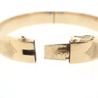 Image 4 of 18 ct. Gold vintage slave bracelet with engravings | Ø 62mm