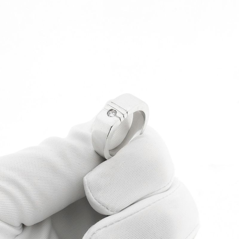 Image 8 of Silver ring with zirconia