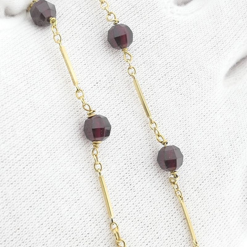 Image 11 of Gold bar link bracelet with garnet