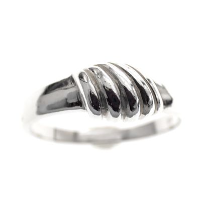 Image 2 of Silver ladies ring