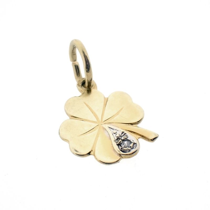 Image 3 of Gold pendant of a four-leaf clover with diamond | 0.005 ct.