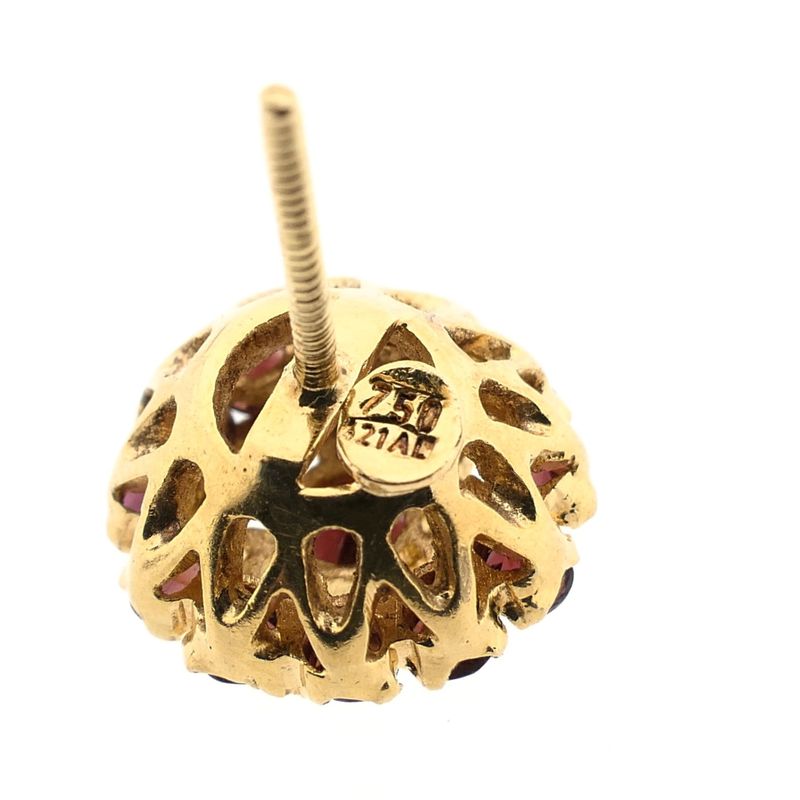 Image 7 of Gold stud earrings with garnet
