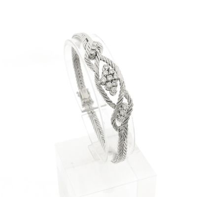 Image 1 of White gold bracelet with diamonds; 1.05 ct.