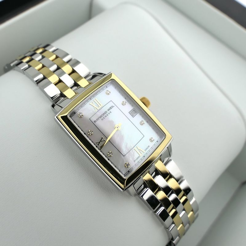 Image 16 of Raymond Weil Toccata 5925-STP-00995; Bi-color women's watch with diamonds