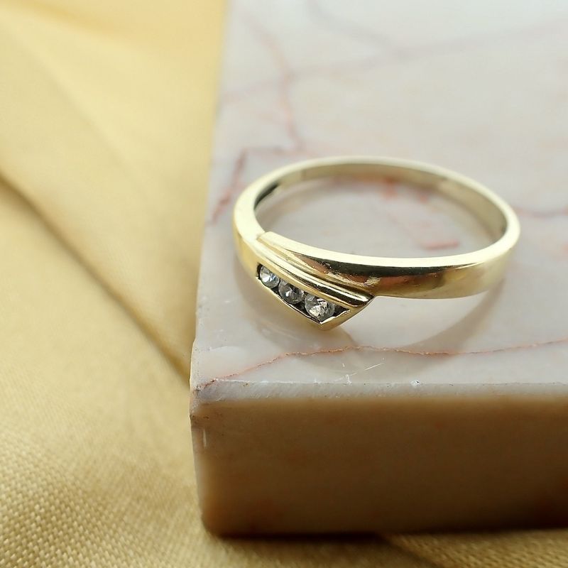 Image 2 of Gold ring with zirconia stones