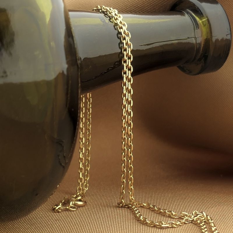 Image 2 of 18 carat gold anchor link chain.