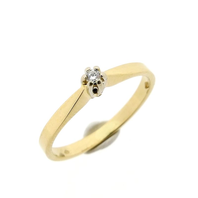 Image 1 of Gold solitaire ring with diamond; 0.025 ct.
