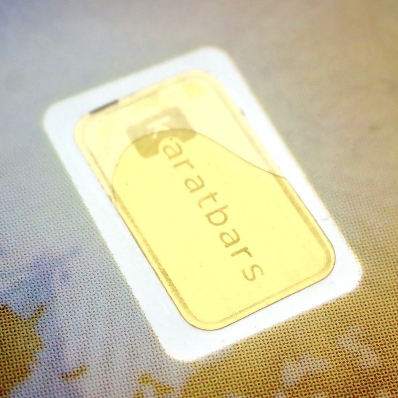 Image 5 of Gold bar of 0.1 gram 999.9 pure gold in banknote; KaratPay; CashGold