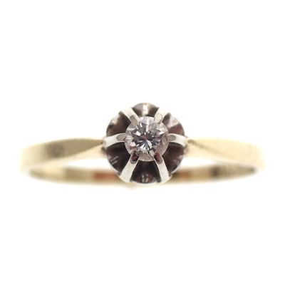 Image 2 of Gold solitaire ring with diamond 0.07 ct.