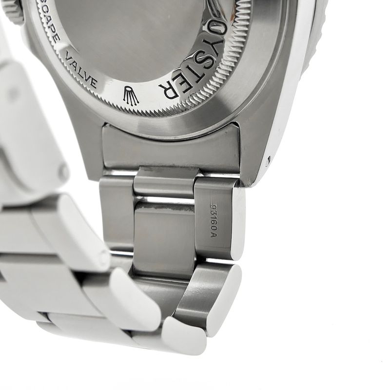 Image 23 of Rolex Sea Dweller 40mm 16600; Automatic diving watch