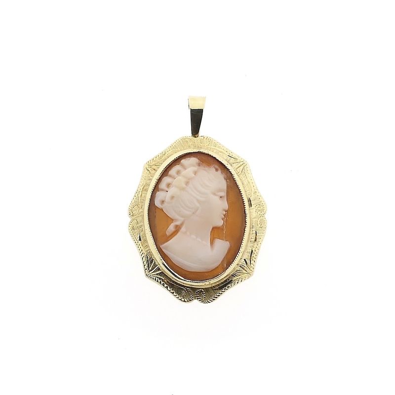 Image 1 of Gold brooch/pendant with cameo