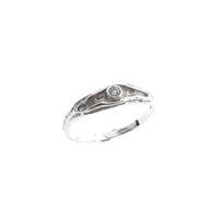 Silver ladies ring with zirconia