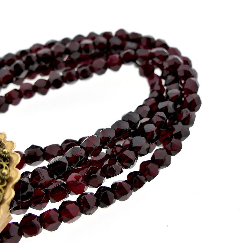 Image 4 of Antique glass bead bracelet with gold clasp