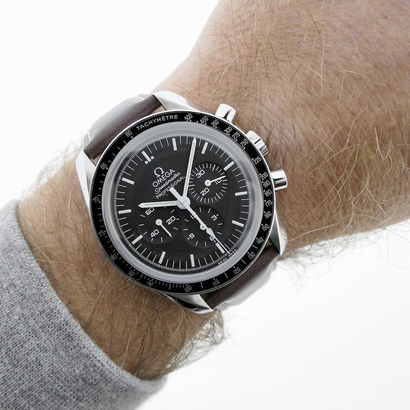 Image 10 of Omega Speedmaster Moonwatch 'Double Sapphire'; Chronograph watch