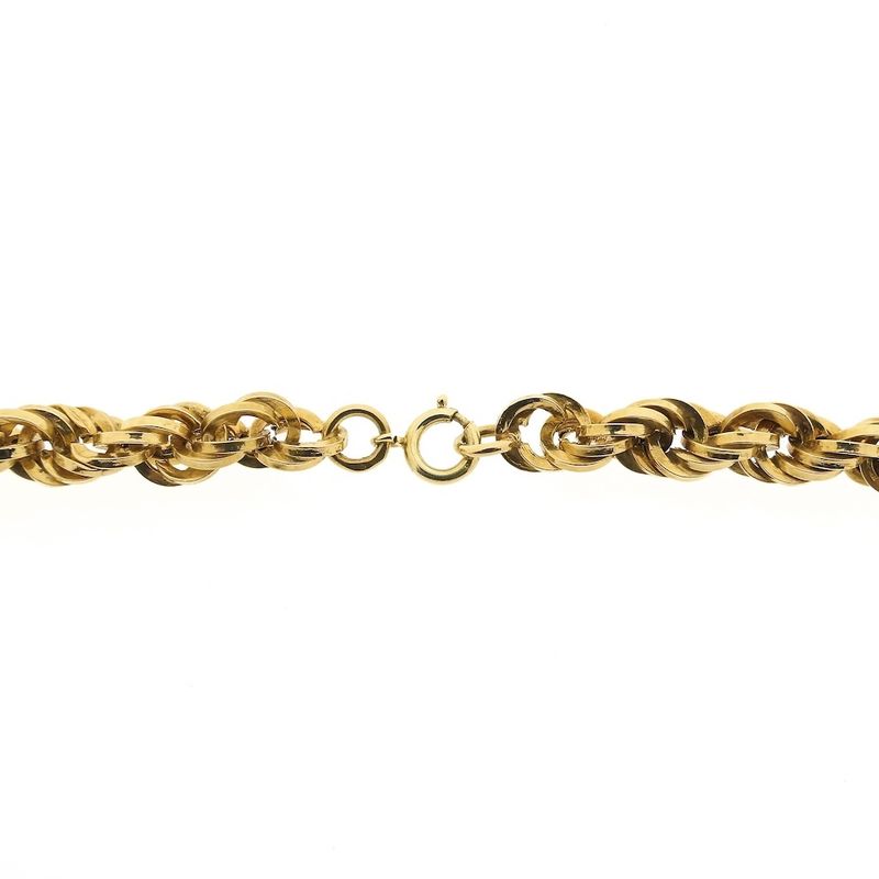 Image 4 of Gold twisted link chain