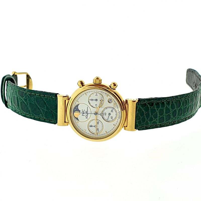 Image 10 of IWC Da Vinci; 18k. women's watch with moon phase
