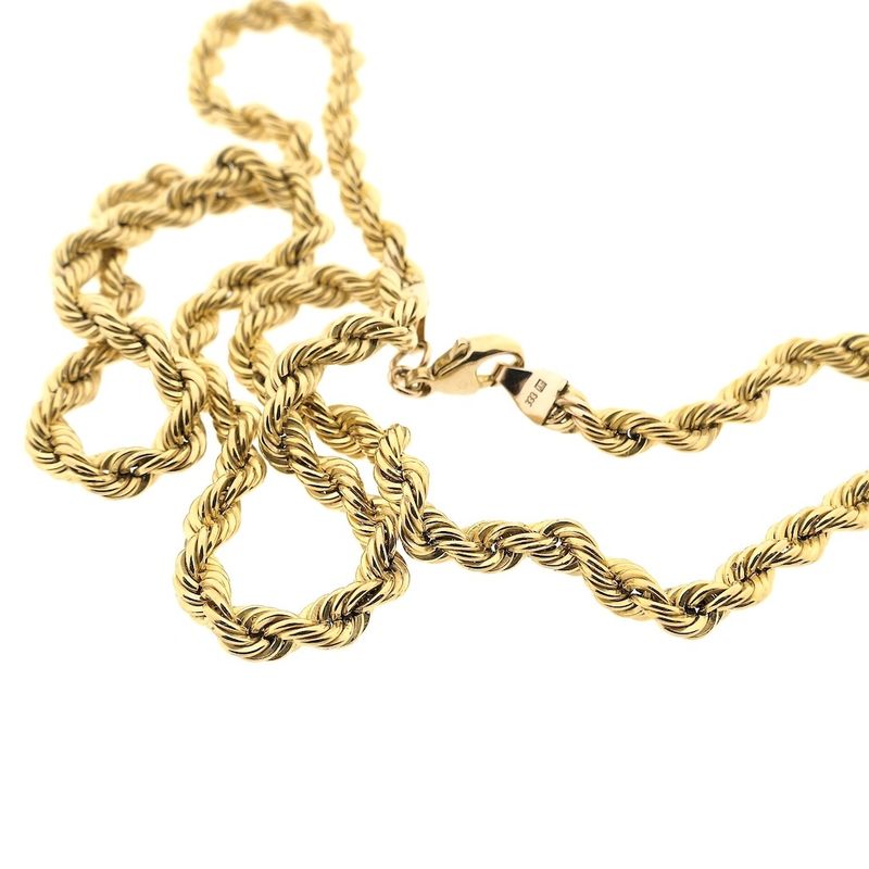 Image 9 of 8K Twisted Link Chain | 50cm