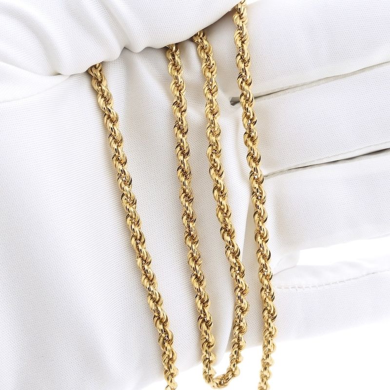 Image 9 of 18K Gold Twisted Link Chain | 51cm