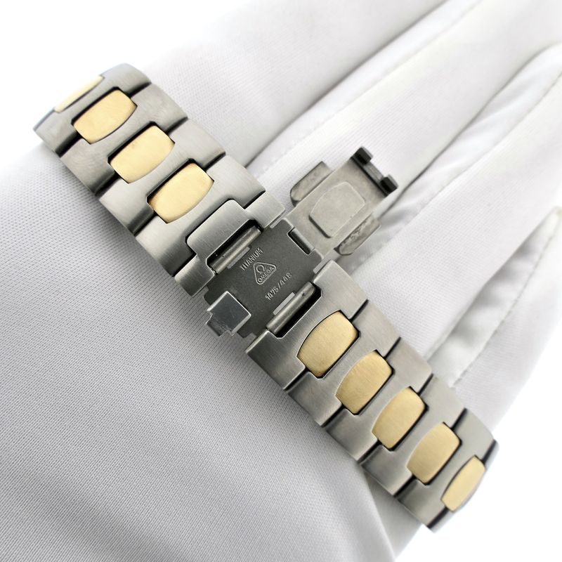 Image 12 of Omega Seamaster Polaris 3960981; 18k gold & titanium watch