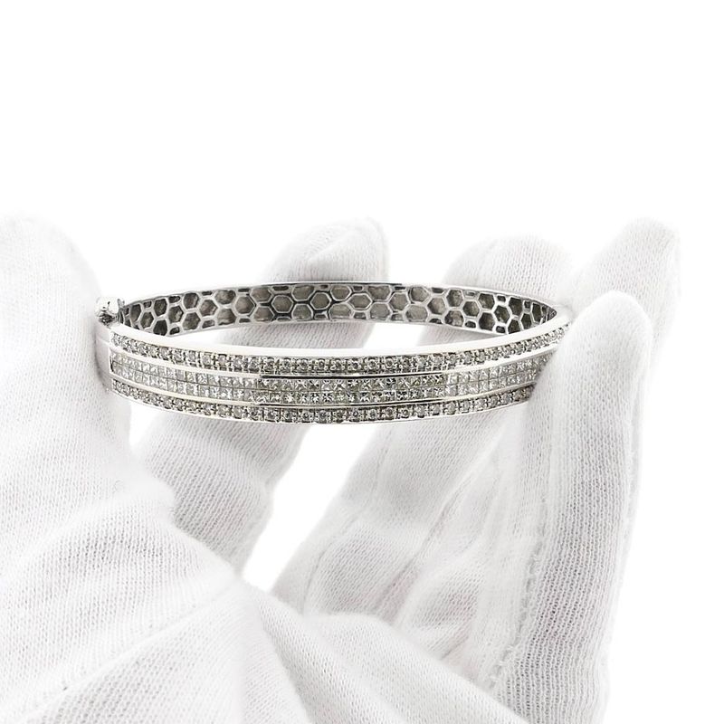 Image 8 of White gold slave bracelet with approx. 1.40 ct. diamonds; Size M