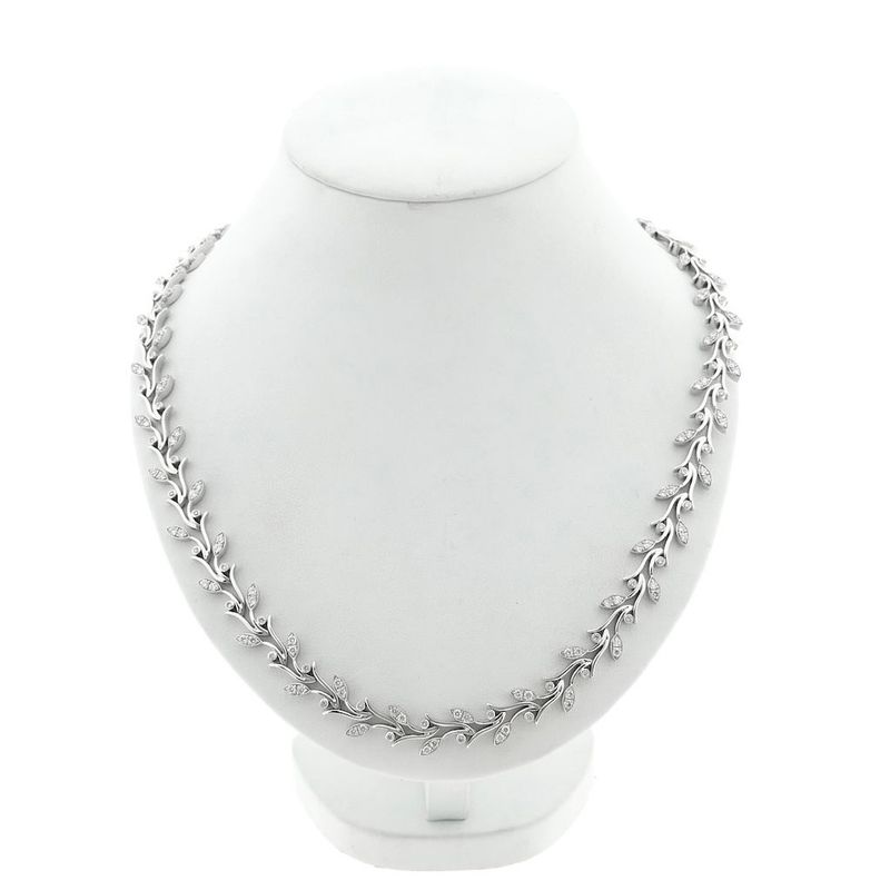 Image 1 of Floral white gold necklace with diamonds; 3.05 ct.