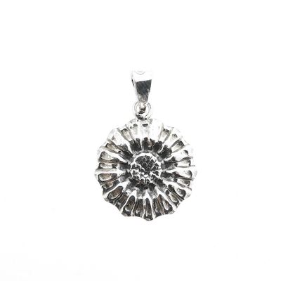Silver pendant of a flower Image 1 of Silver pendant of a flower