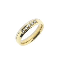 Two-tone gold ring with diamond; 0.20 ct.