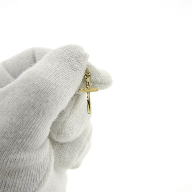 Image 7 of Gold pendant with a subtle cross