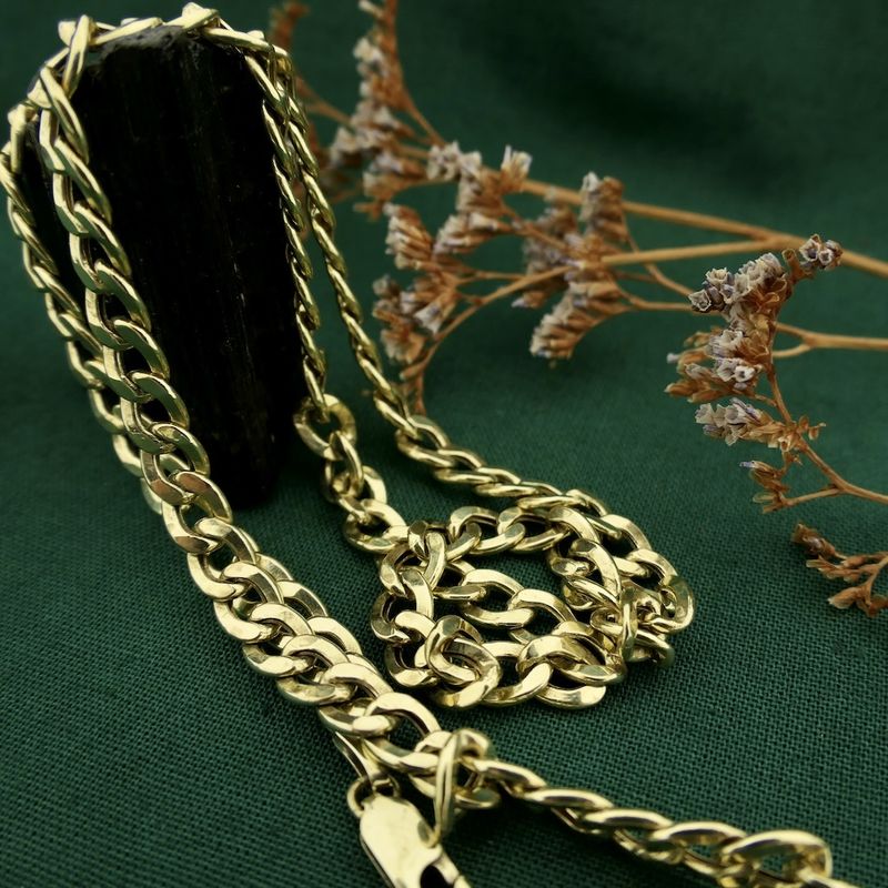 Image 2 of Gold robust gourmet link chain